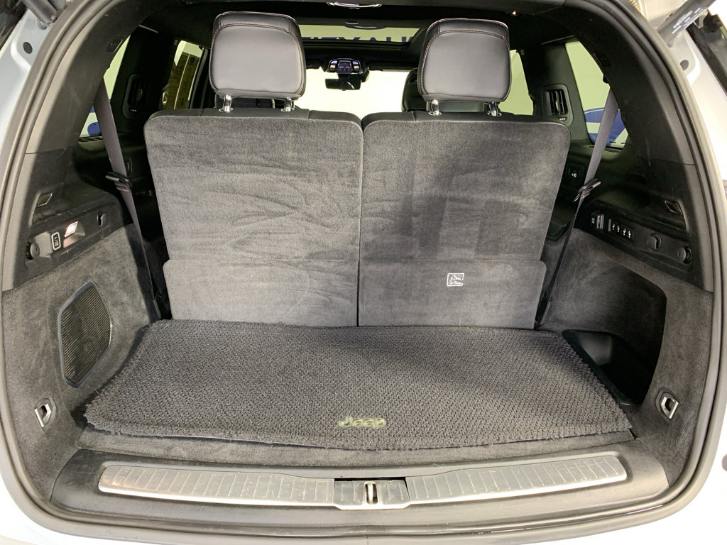 Used 2021 Jeep Grand Cherokee L Summit w/ Advanced Protech Group IV image 35