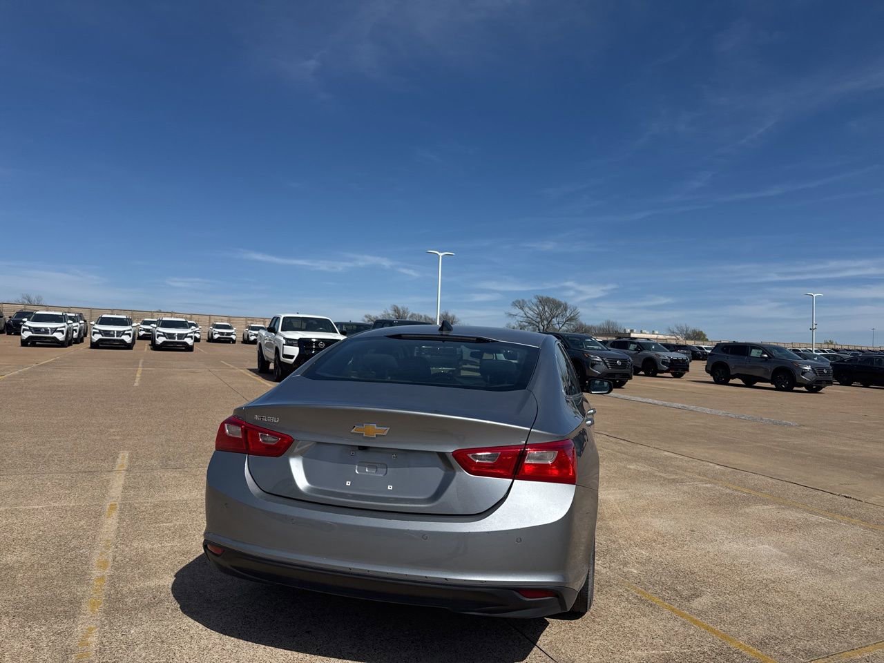 Used 2025 Chevrolet Malibu LS image 21