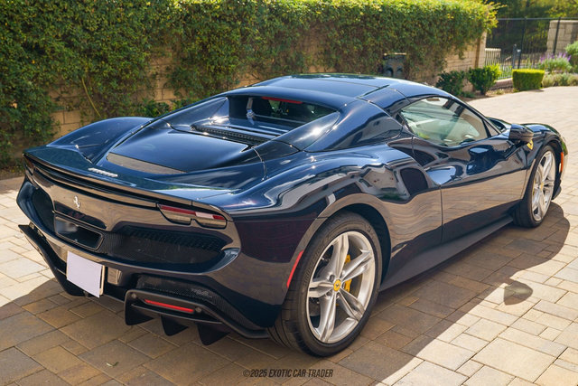 Used 2025 Ferrari 296 GTS RWD image 19