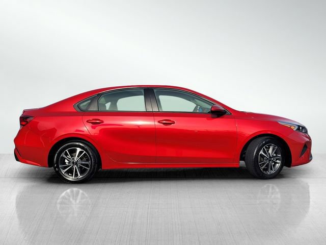 Used 2024 Kia Forte LXS image 3