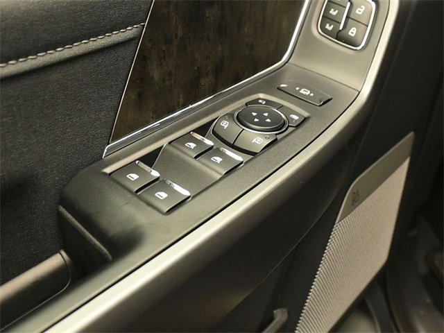 New 2026 Ford F250 Lariat w/ FX4 Off-Road Package image 13
