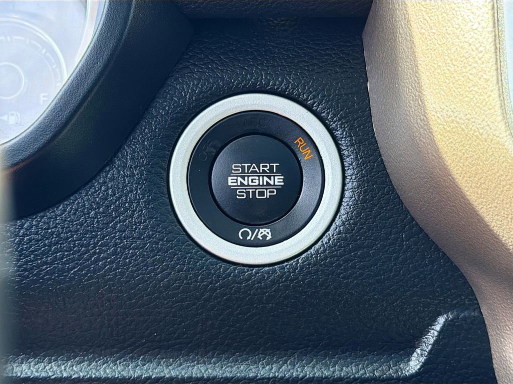 Used 2019 RAM 1500 Laramie image 35