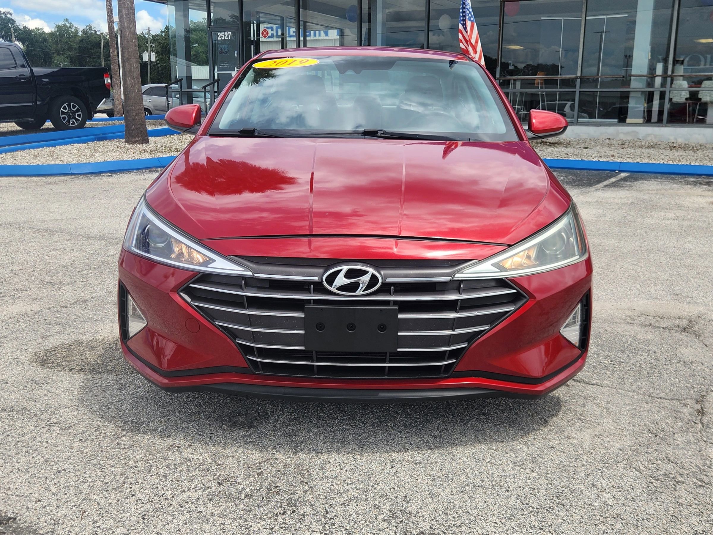 Used 2019 Hyundai Elantra SEL FWD image 3