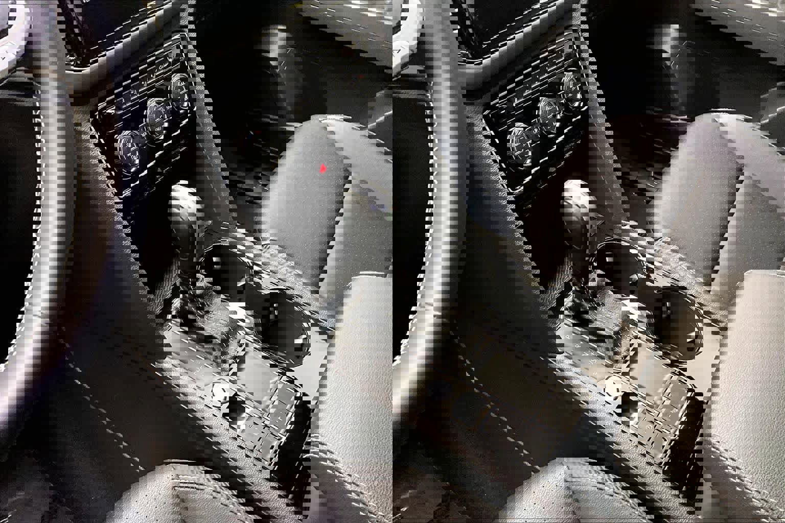 Used 2023 Volkswagen Atlas Cross Sport SE w/ Panoramic Sunroof Package image 16