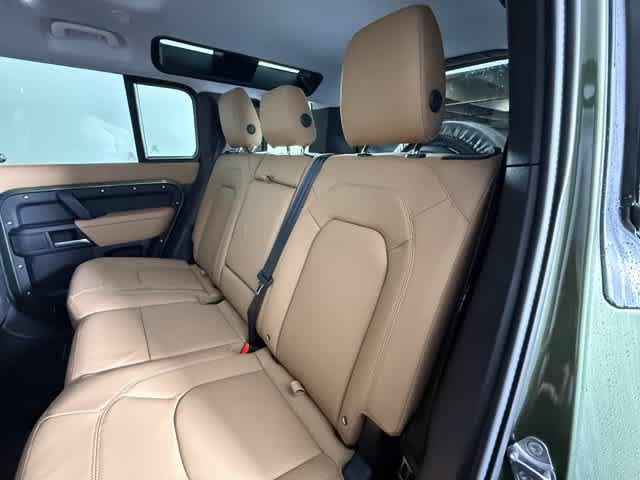 New 2026 Land Rover Defender 110 S AWD/4WD image 19