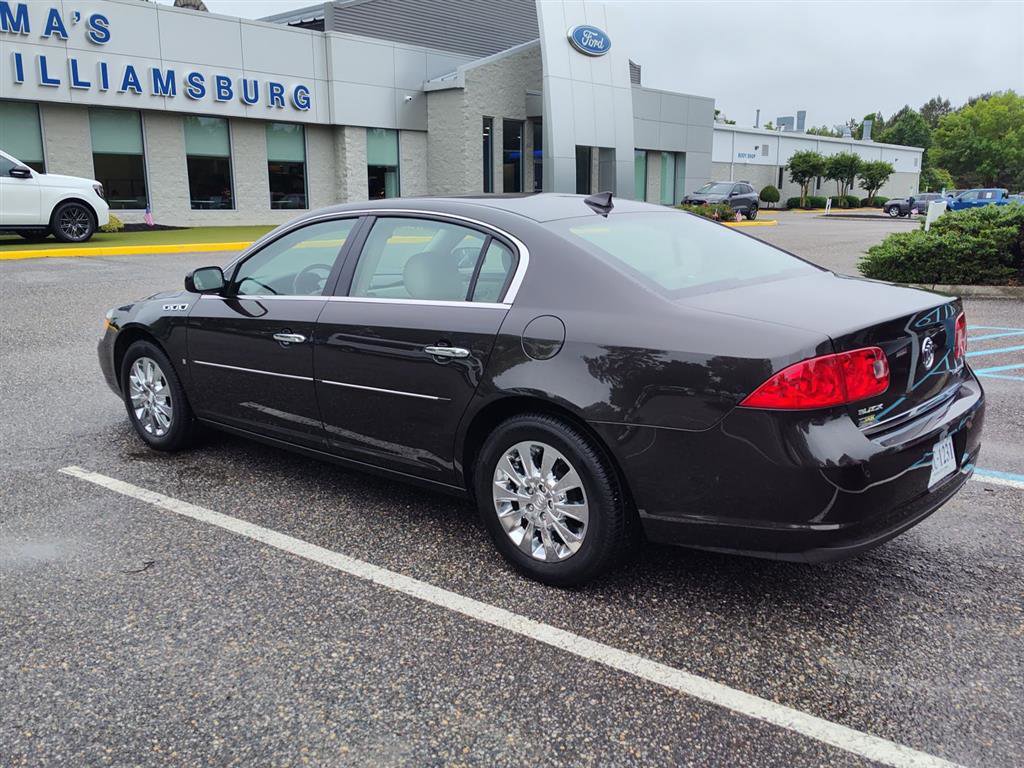 Used 2009 Buick Lucerne CXL w/ Driver Confidence Package FWD image 4