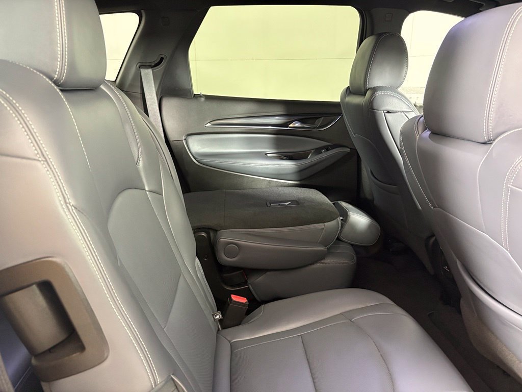 Used 2023 Buick Enclave Premium w/ Experience Buick Package FWD image 17
