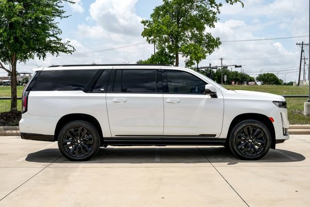Used 2023 Cadillac Escalade ESV Sport w/ Touring Package AWD/4WD image 7