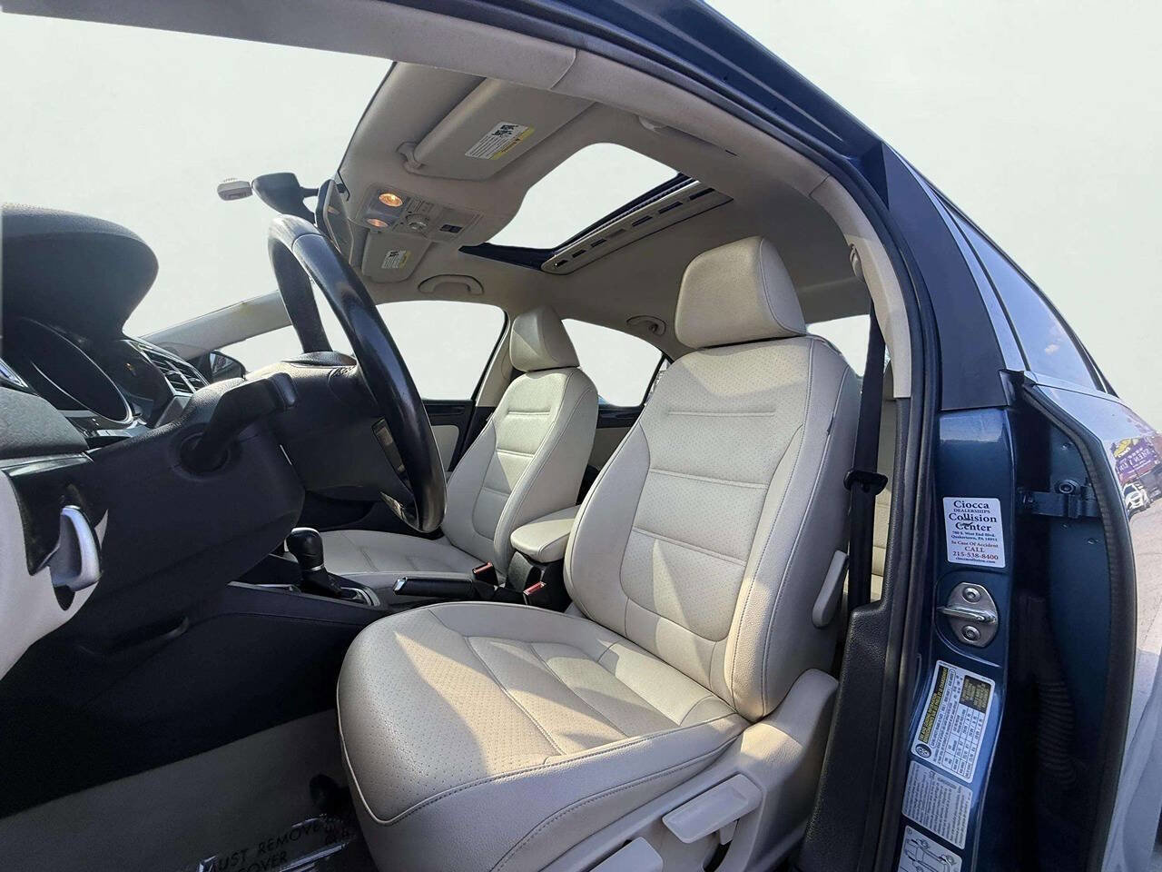 Used 2016 Volkswagen Jetta SEL image 20