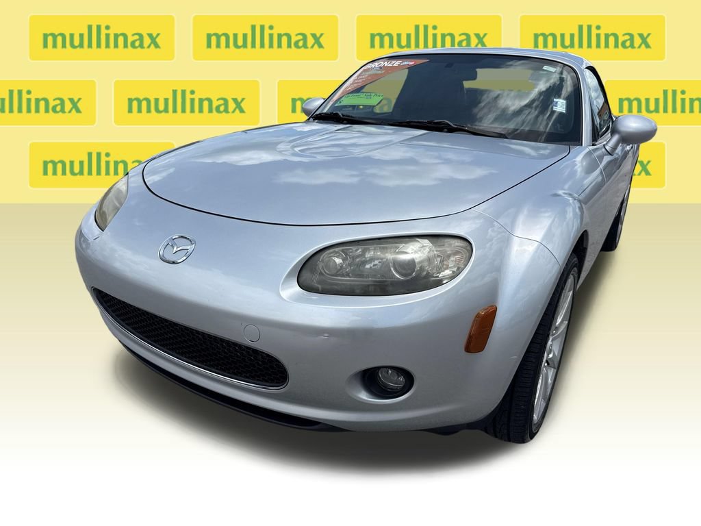 Used 2008 MAZDA MX-5 Miata Touring RWD image 10