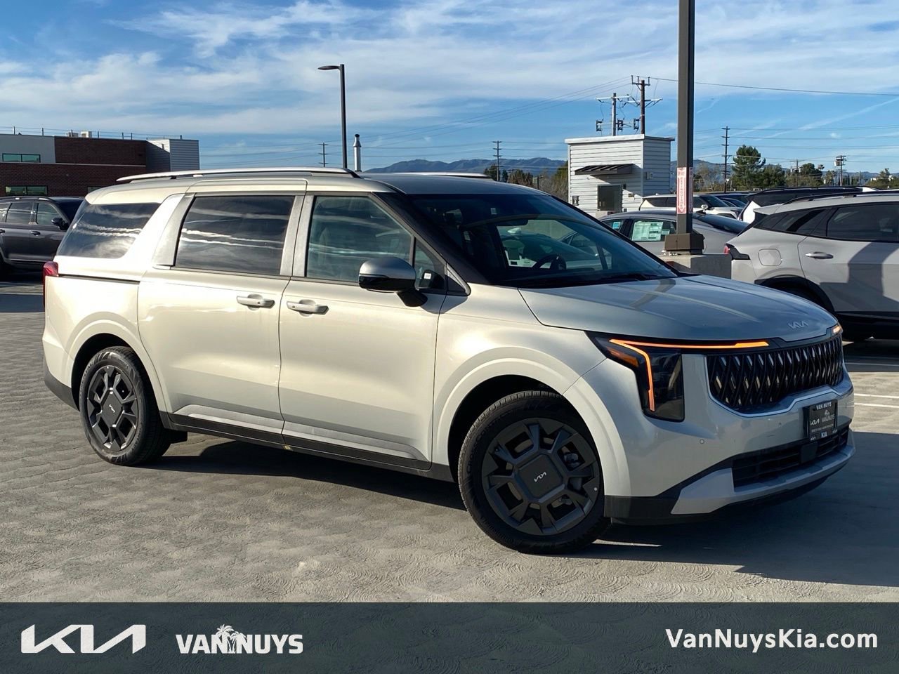 New 2026 Kia Carnival EX image 1