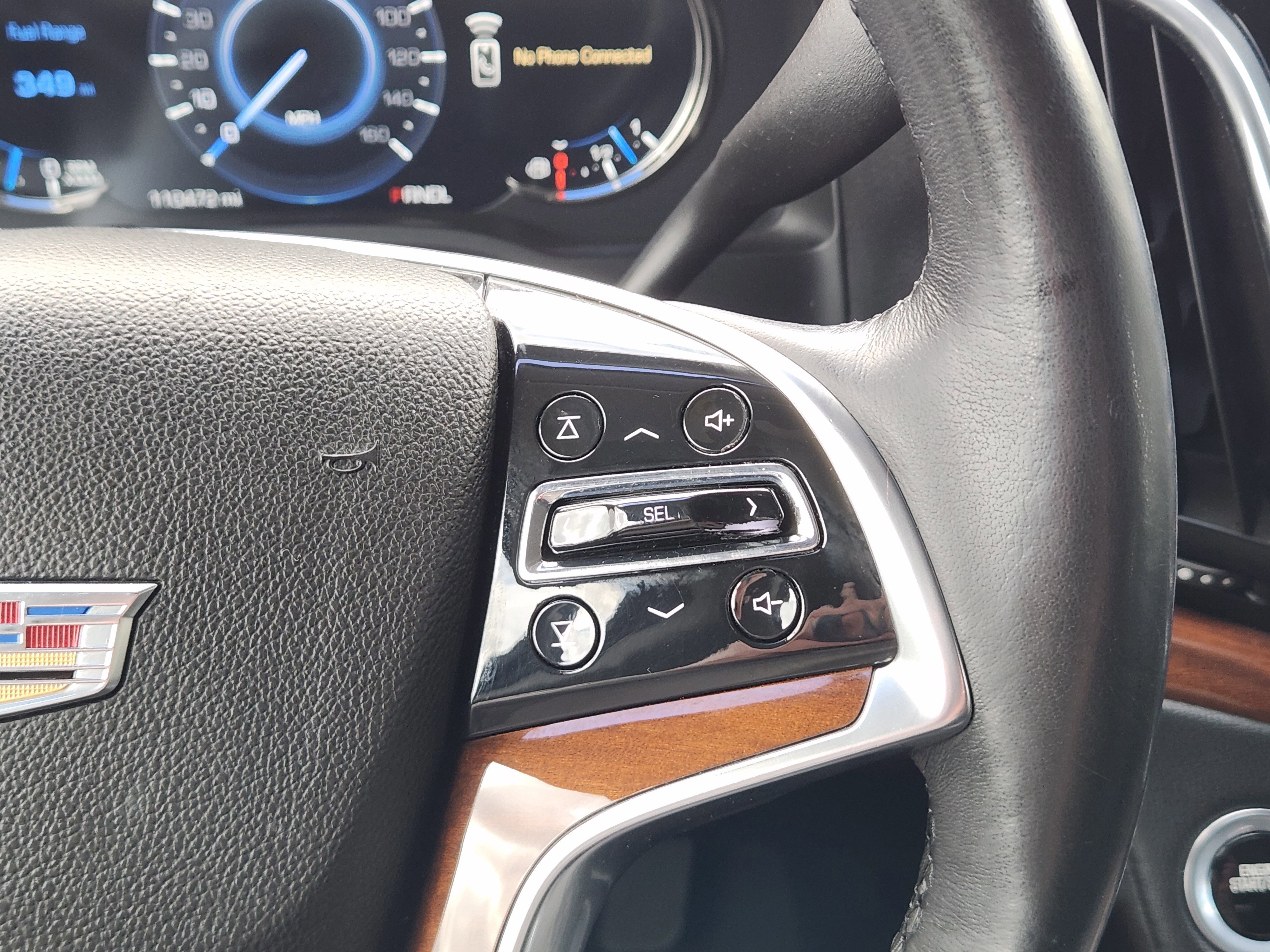 Used 2018 Cadillac Escalade ESV Premium Luxury AWD/4WD image 27