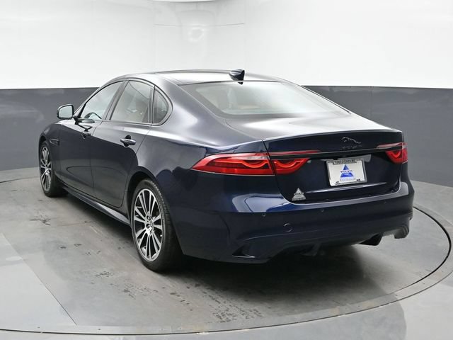 Used 2024 Jaguar XF R-Dynamic SE AWD/4WD image 8