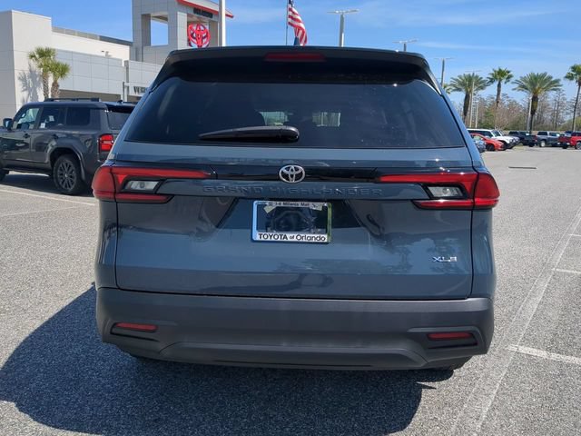 New 2026 Toyota Grand Highlander FWD image 5