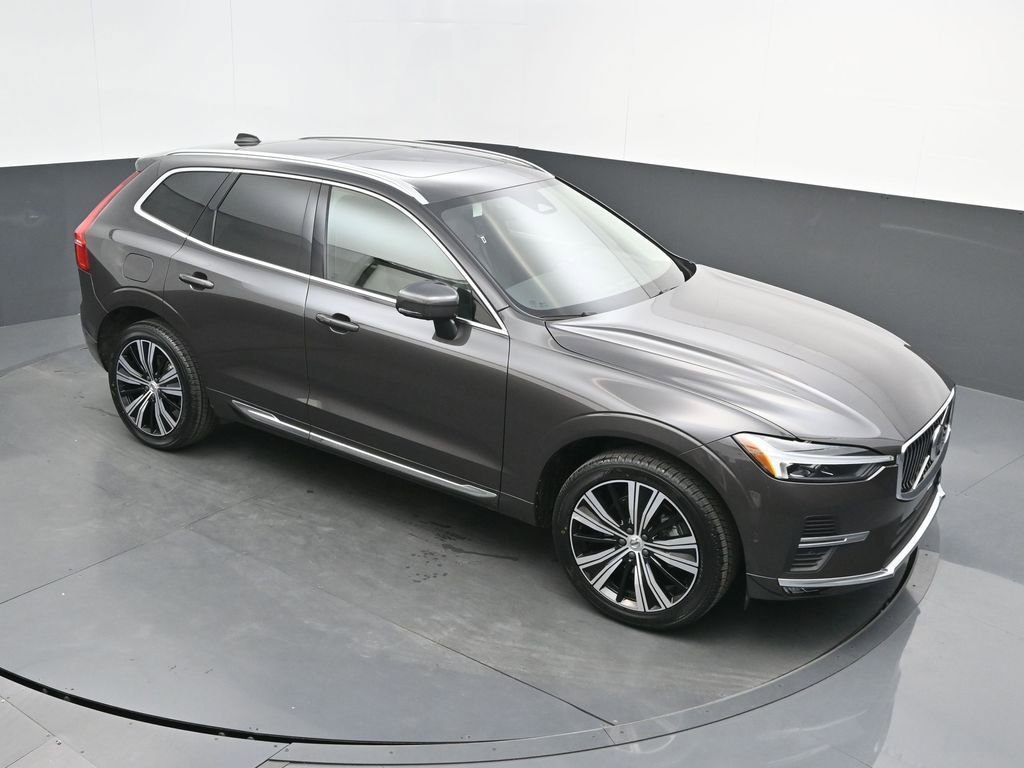 Certified 2023 Volvo XC60 B5 Plus w/ Protection Package Premier image 29