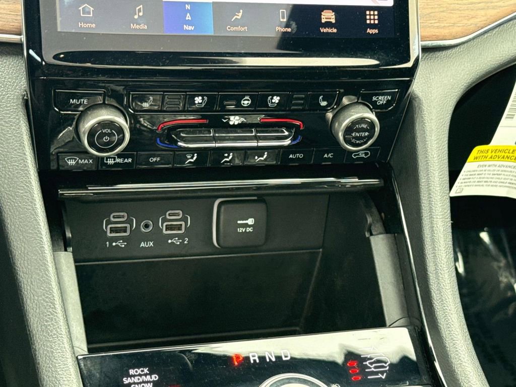 Used 2023 Jeep Grand Cherokee Summit image 19