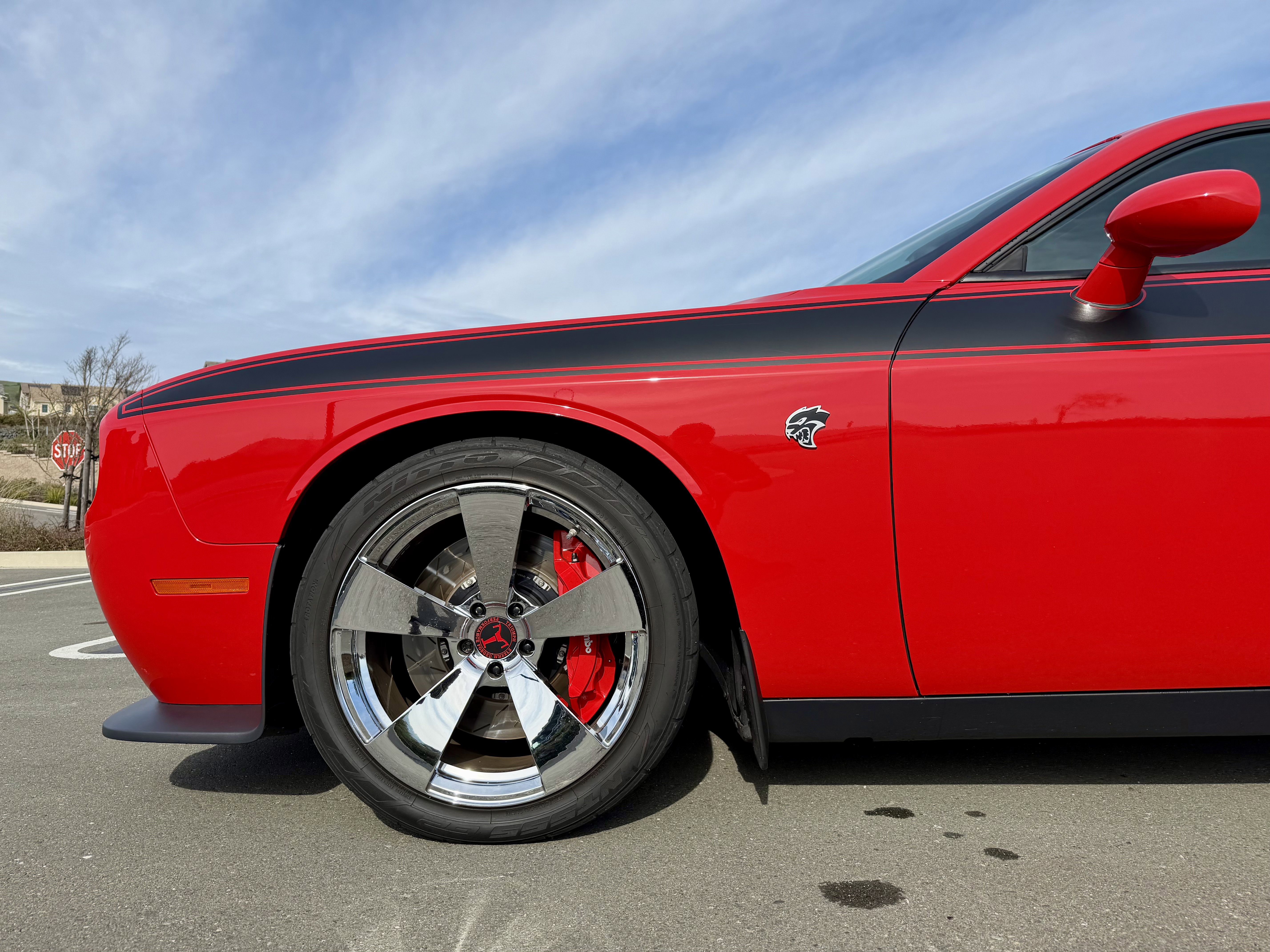 Used 2015 Dodge Challenger SRT Hellcat image 23