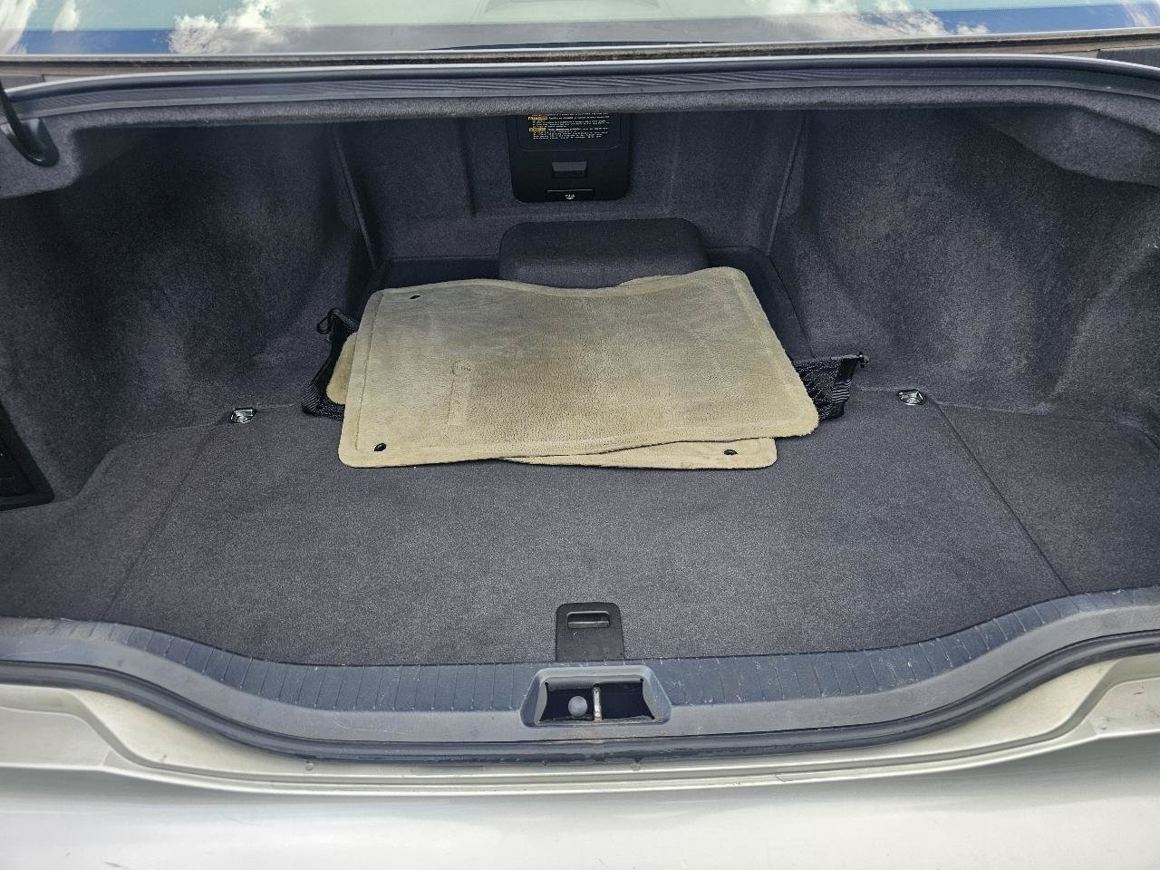 Used 2002 Lexus LS 430 RWD image 12