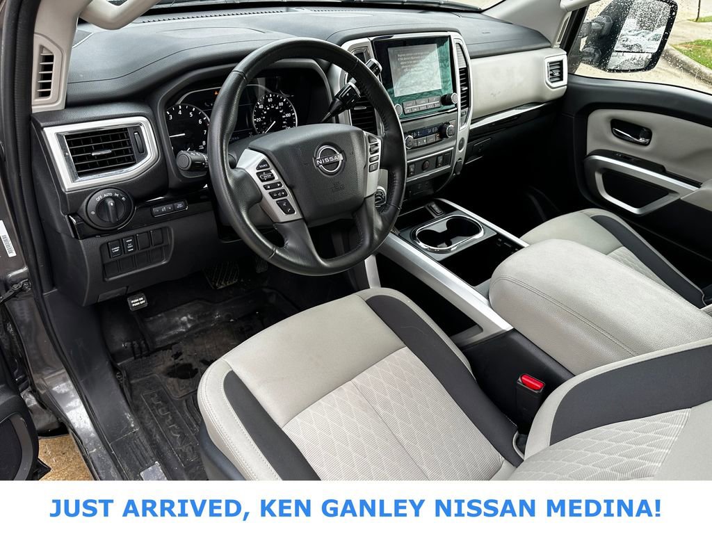 Certified 2024 Nissan Titan SV w/ SV Convenience Package image 9