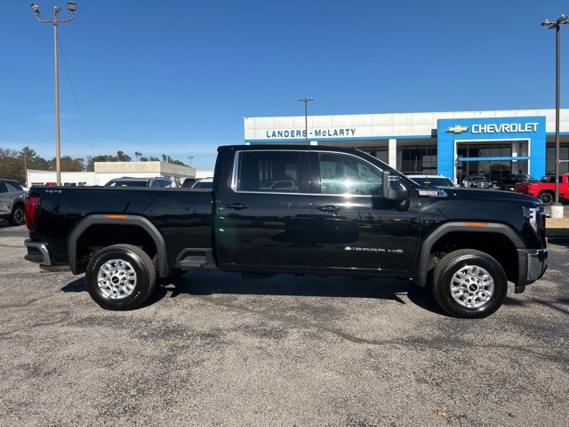 Certified 2025 GMC Sierra 2500 SLE w/ Preferred Package image 2