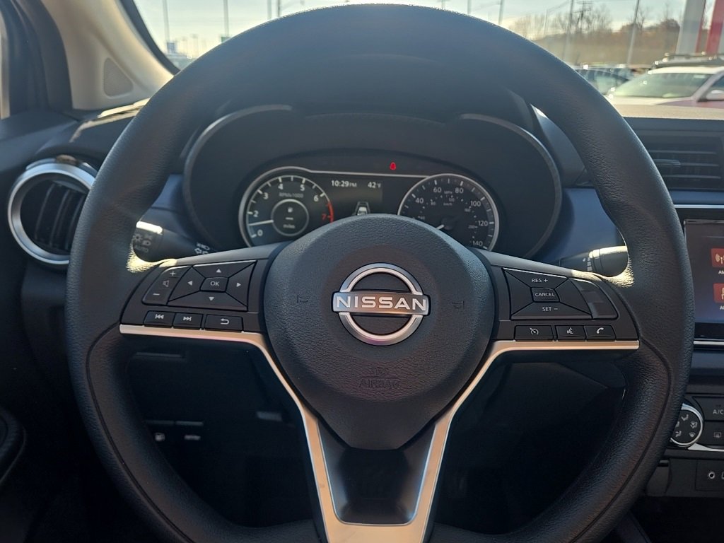 New 2025 Nissan Versa SV image 13