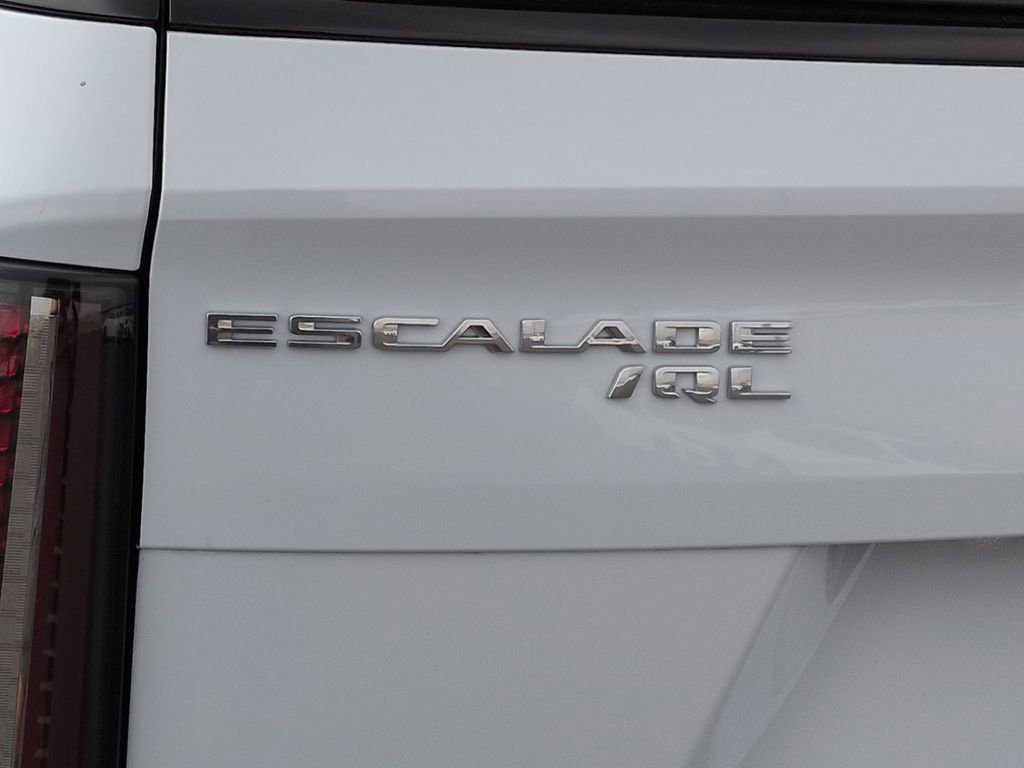 Used 2026 Cadillac Escalade IQL Sport 1 AWD/4WD image 10