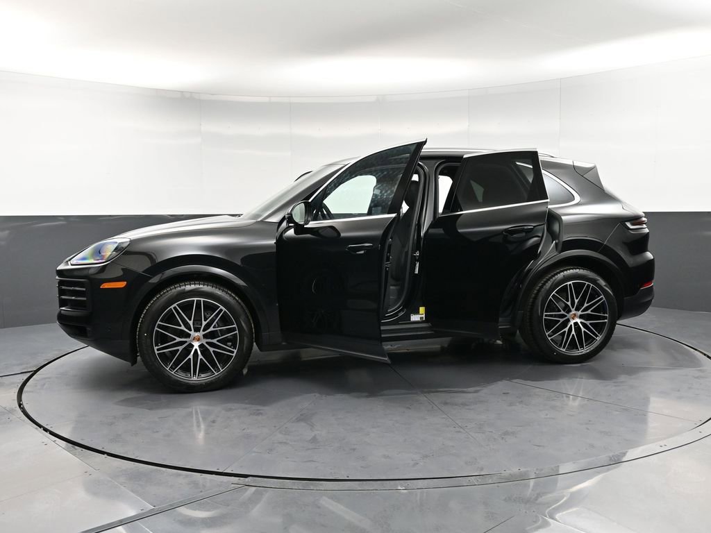 New 2026 Porsche Cayenne image 36