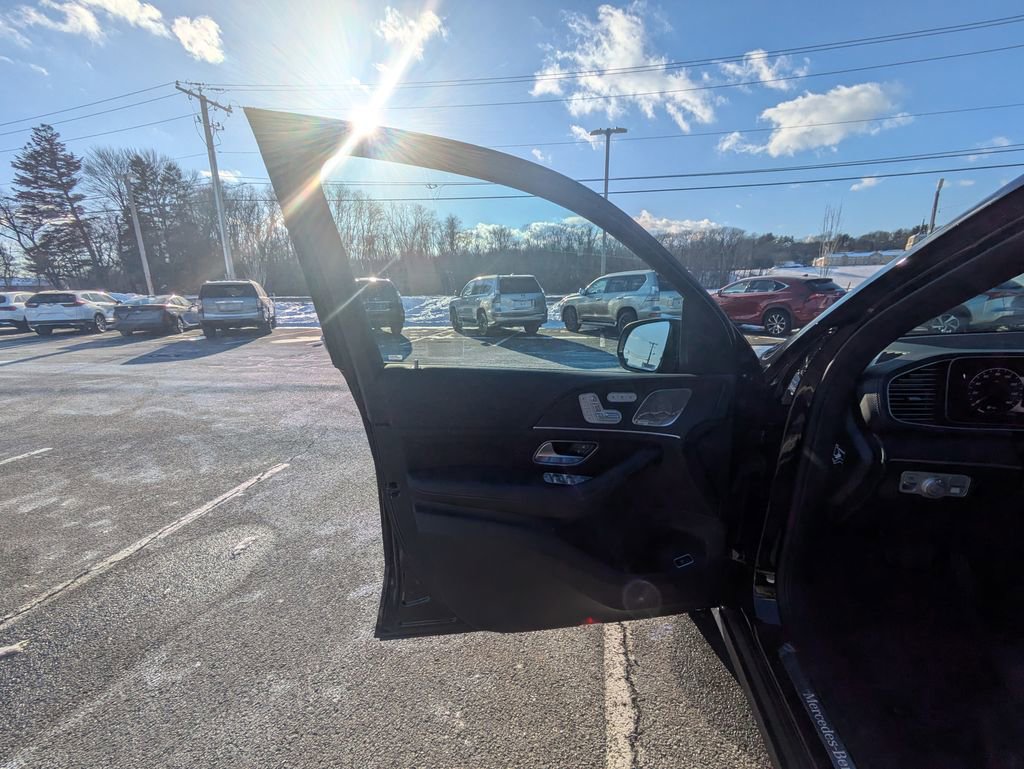 Used 2024 Mercedes-Benz GLE 350 4MATIC image 10