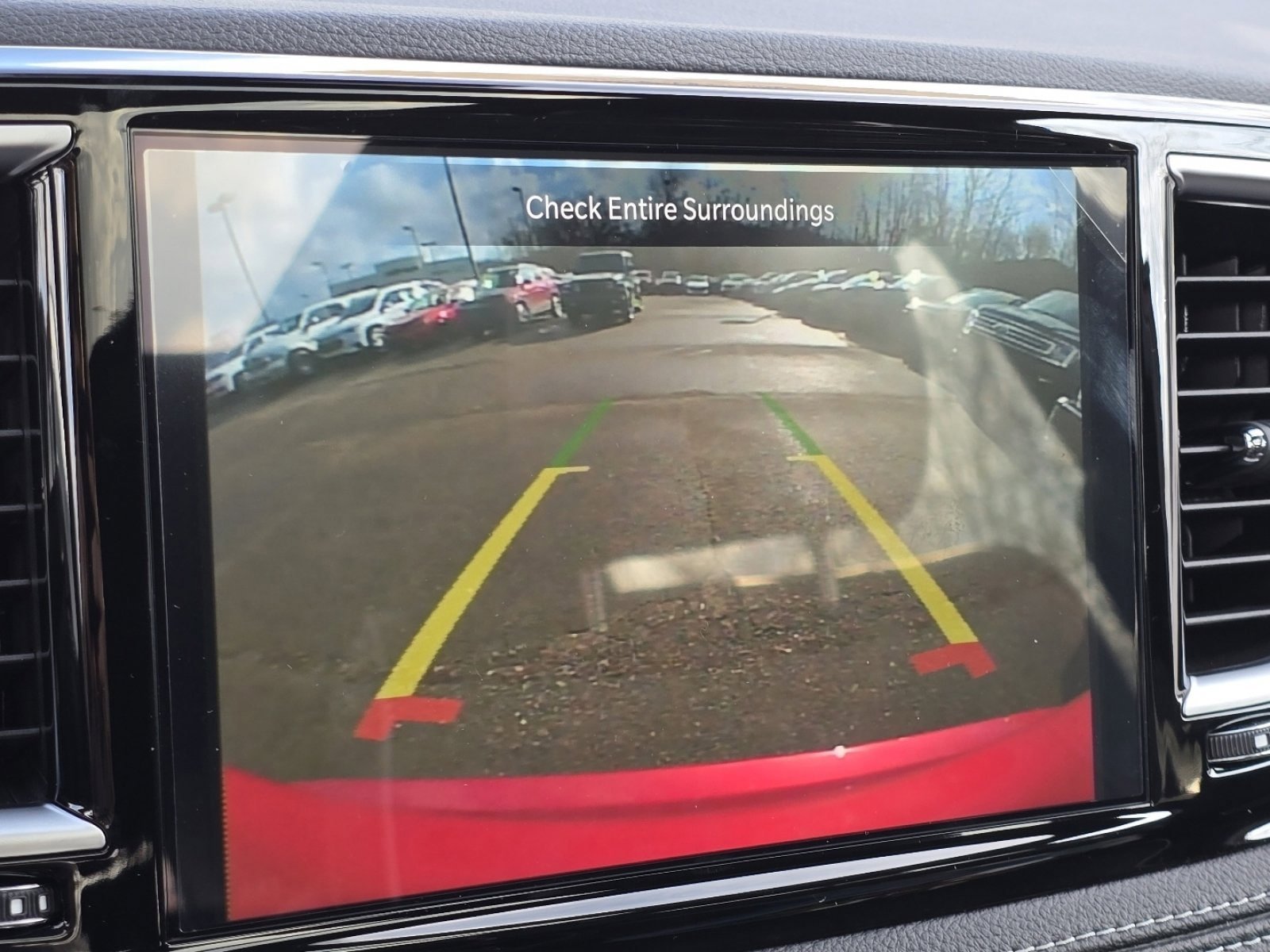 New 2026 Chrysler Pacifica Limited w/ S Appearance Package AWD/4WD image 8