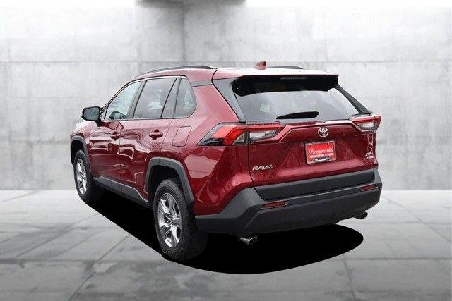Used 2025 Toyota RAV4 XLE image 7