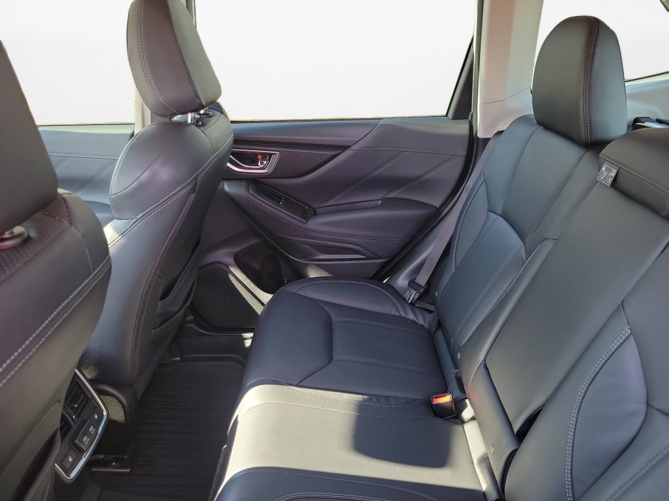 Used 2023 Subaru Forester Touring image 15