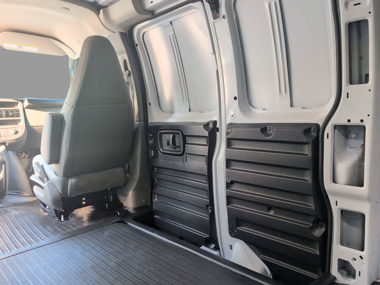 New 2026 GMC Savana 2500 w/ Driver Convenience Package RWD image 31