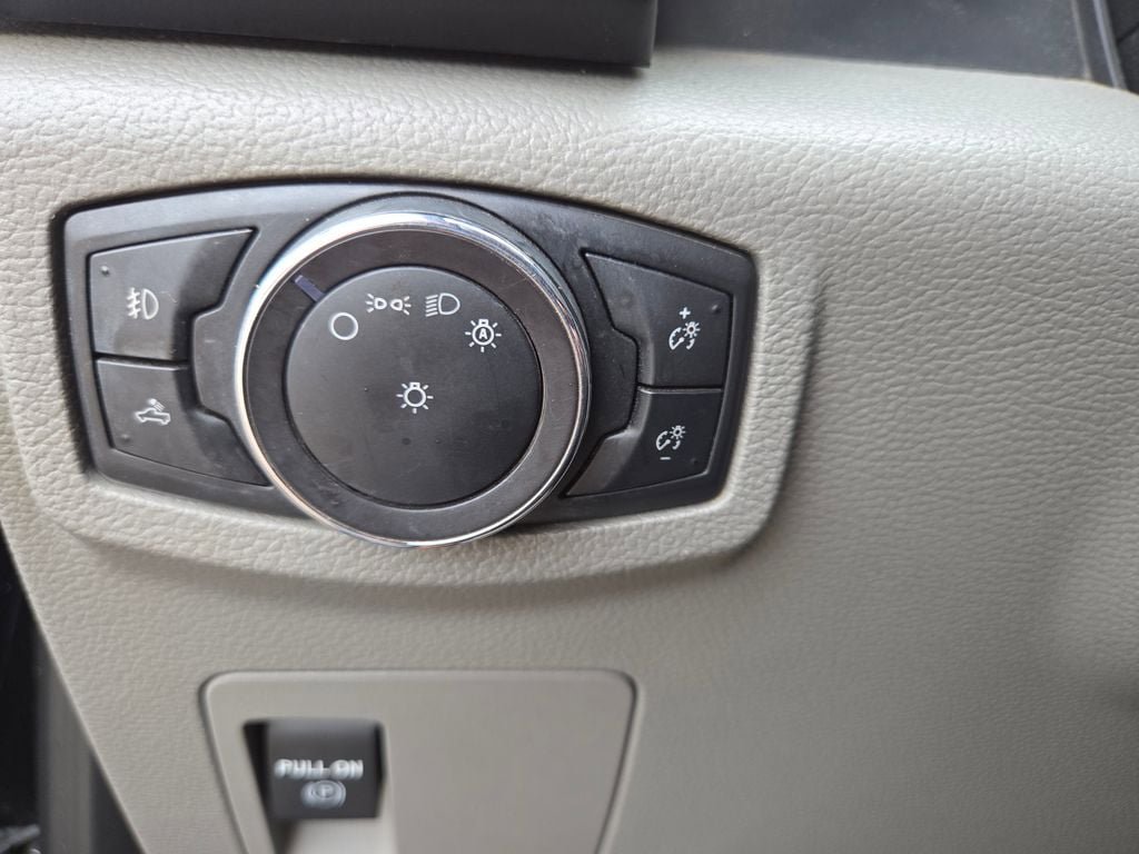 Used 2018 Ford F150 XL w/ Equipment Group 101A Mid RWD image 27