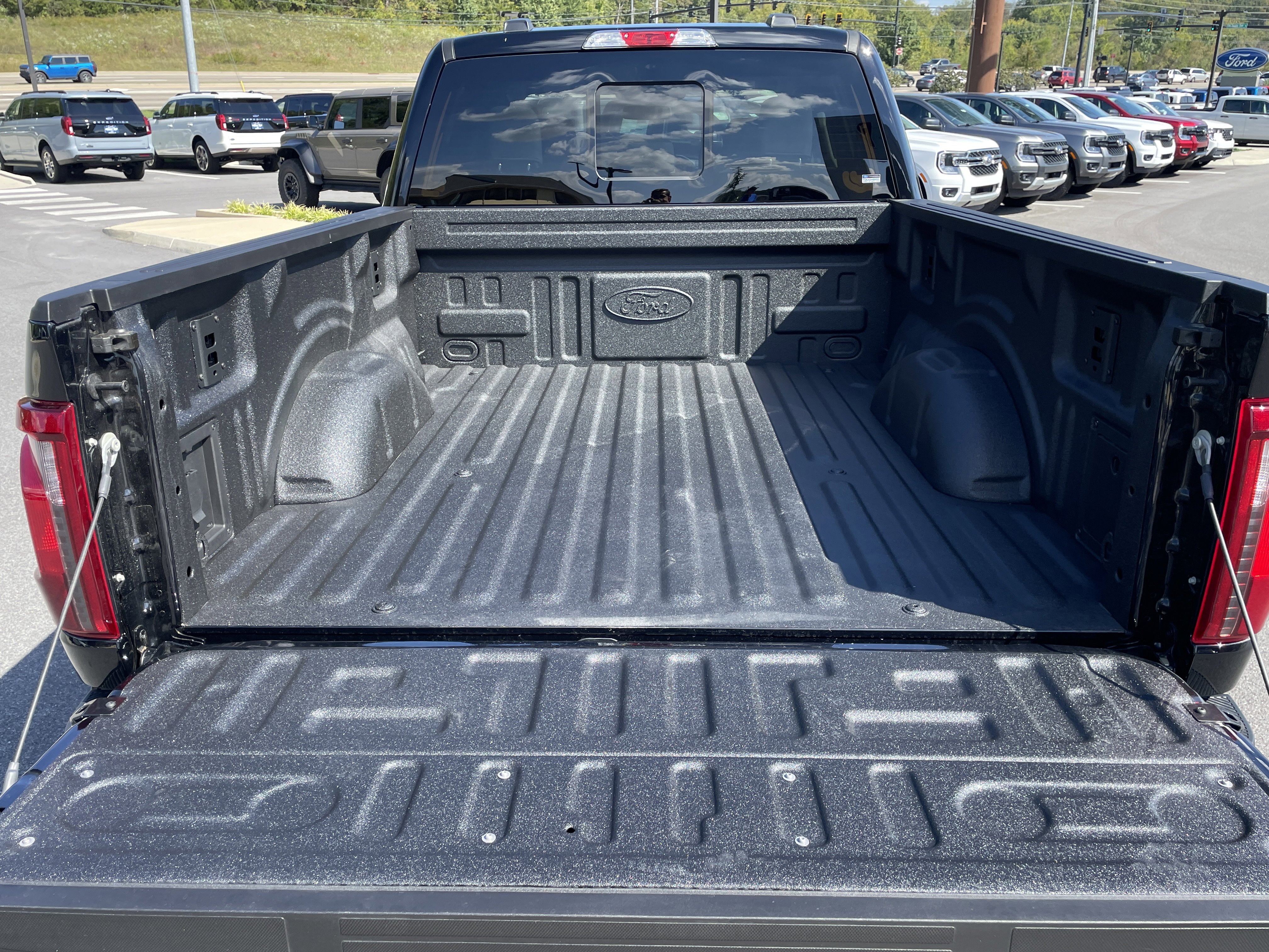 New 2025 Ford F150 XLT w/ Equipment Group 302A MID image 13