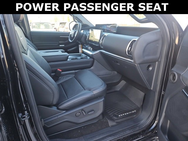 New 2026 Ford Expedition Platinum image 33