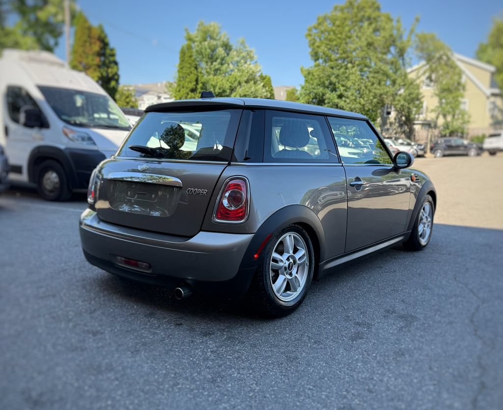 Used 2013 MINI Cooper Hardtop FWD image 8