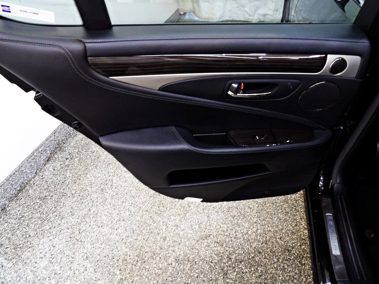 Used 2014 Lexus LS 460 AWD w/ Comfort Package image 9