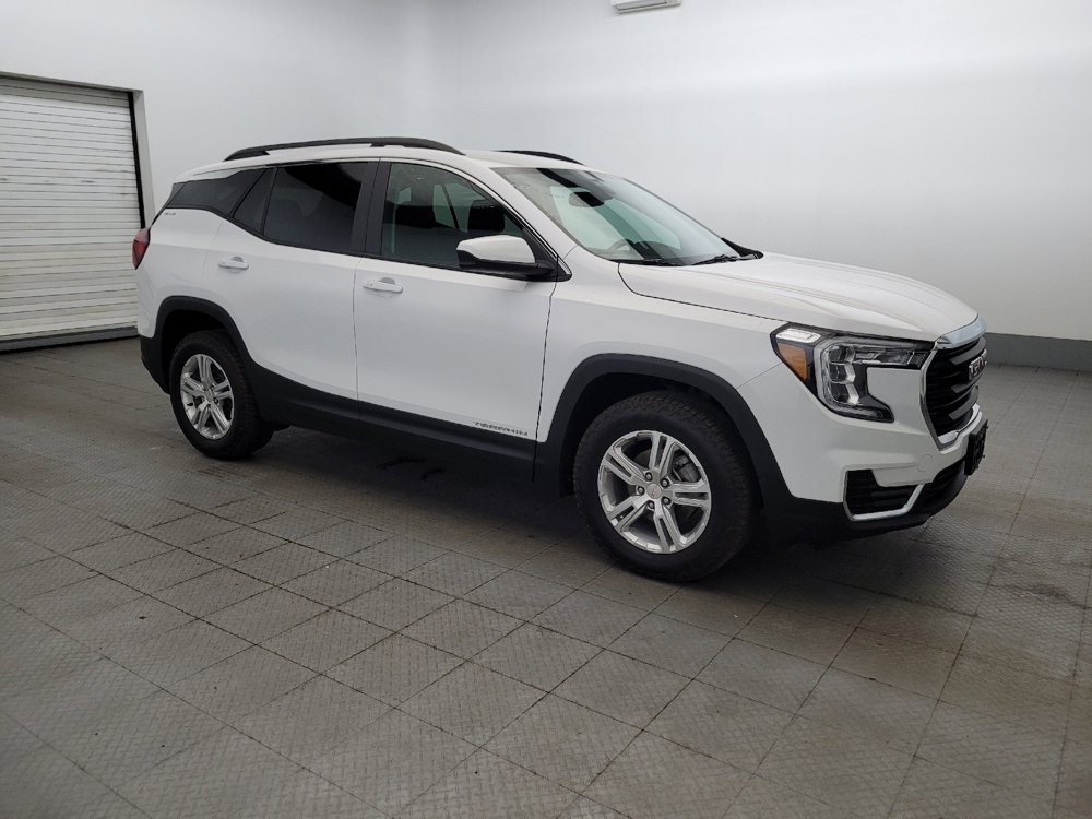 Used 2024 GMC Terrain SLE w/ Driver Convenience Package AWD/4WD image 11