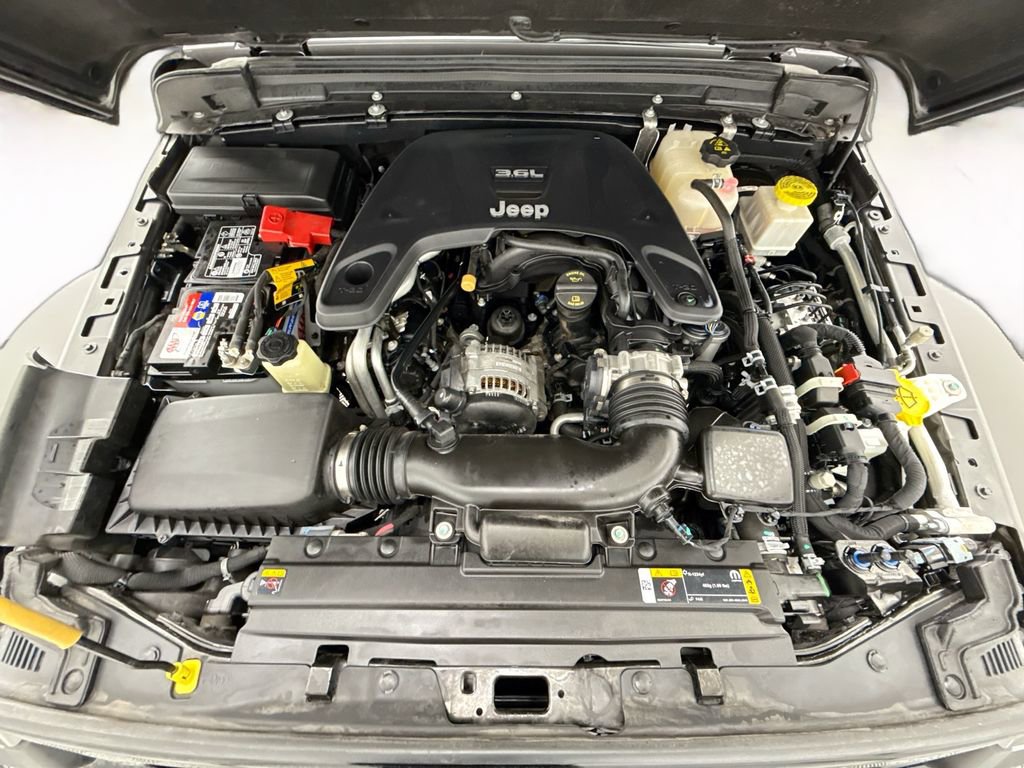 Used 2021 Jeep Gladiator Sport image 27