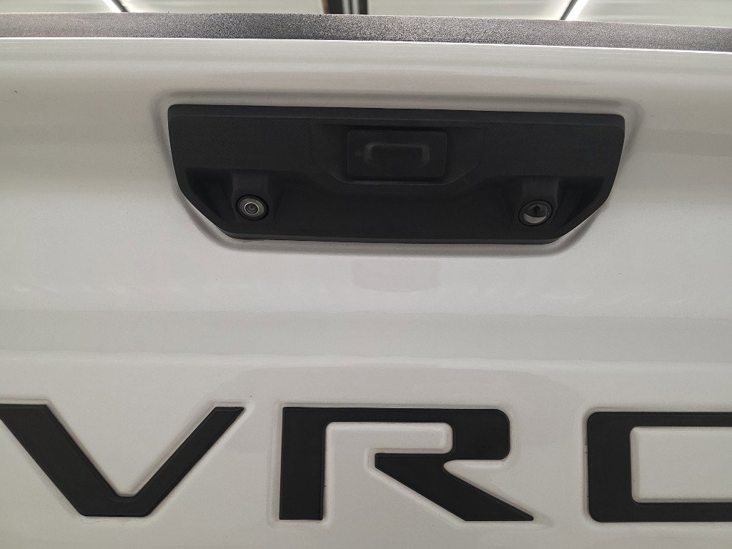 Used 2022 Chevrolet Silverado 1500 High Country w/ Z71 Off-Road Package image 16