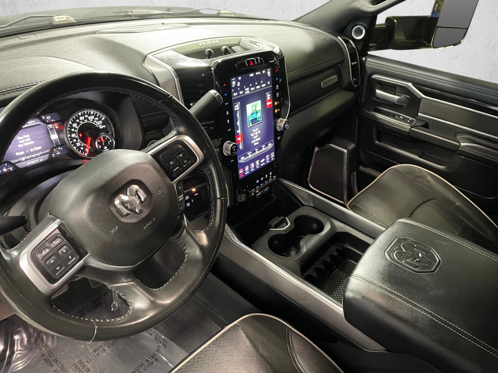 Used 2020 RAM 3500 Laramie AWD/4WD image 10