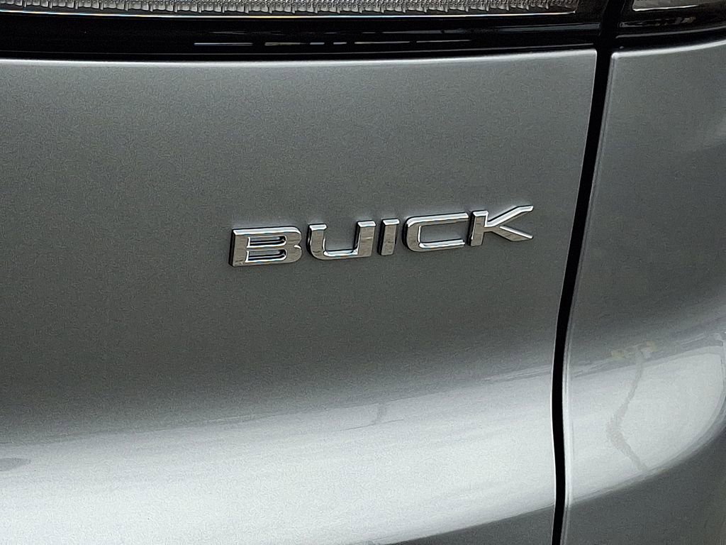 Used 2025 Buick Enclave Avenir w/ Super Cruise Package image 31