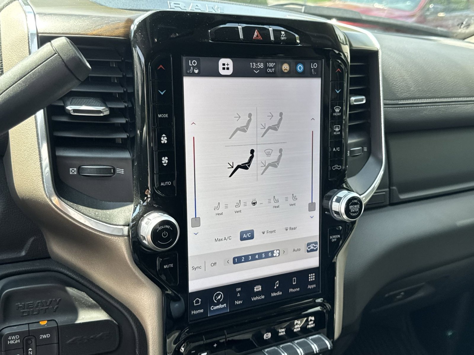 Certified 2024 RAM 3500 Laramie image 27