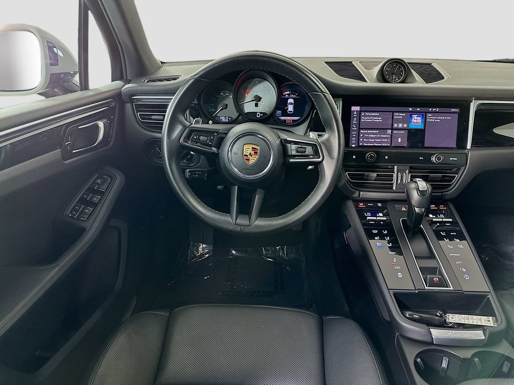Certified 2022 Porsche Macan S AWD/4WD image 25