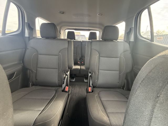 Used 2023 GMC Acadia SLE w/ Driver Convenience Package image 21