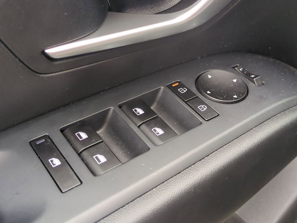Certified 2025 Hyundai Tucson SEL AWD/4WD image 11