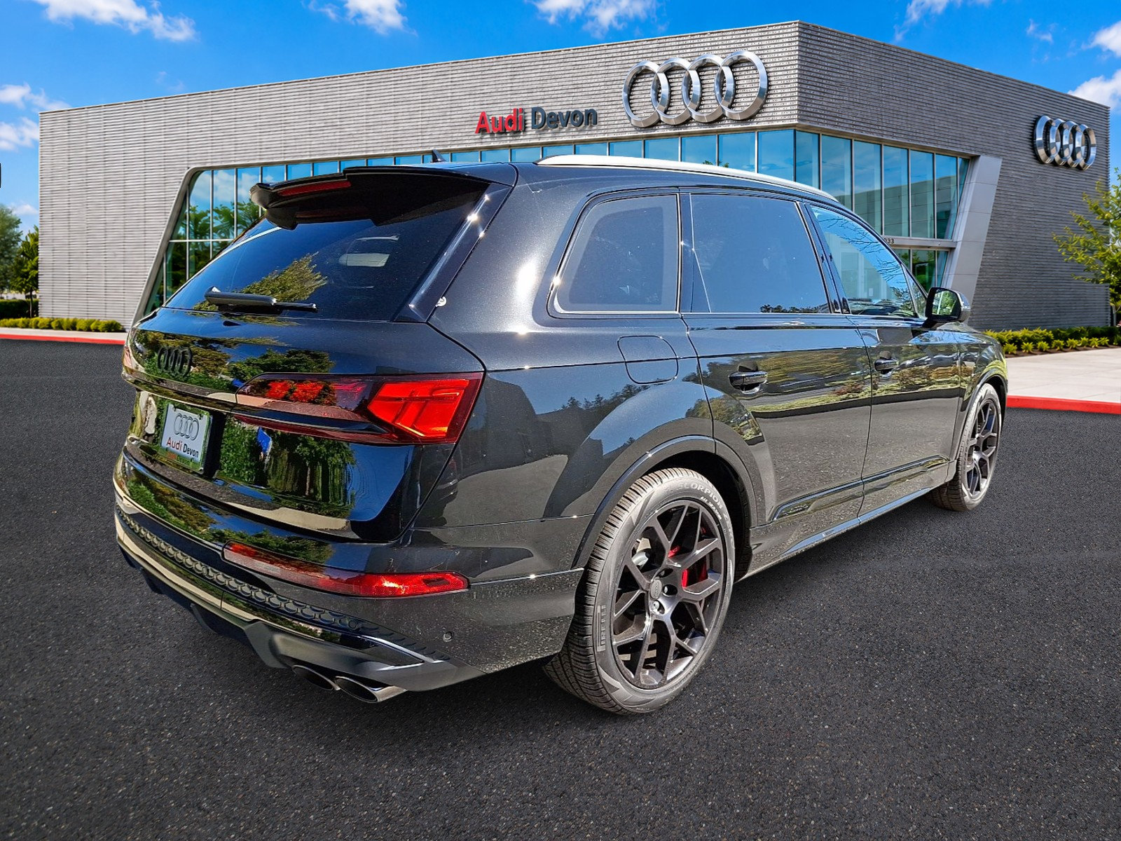 New 2026 Audi SQ7 Prestige AWD/4WD image 4