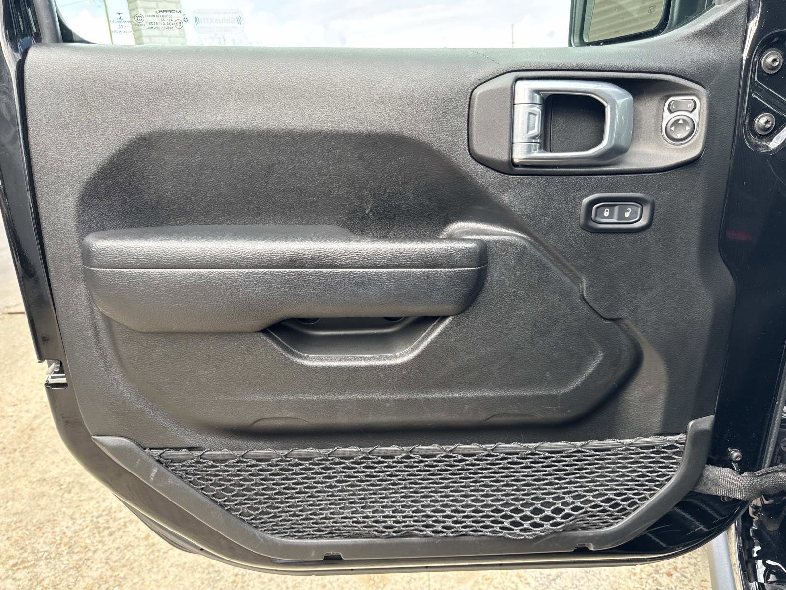 Used 2022 Jeep Wrangler Unlimited Sport image 18