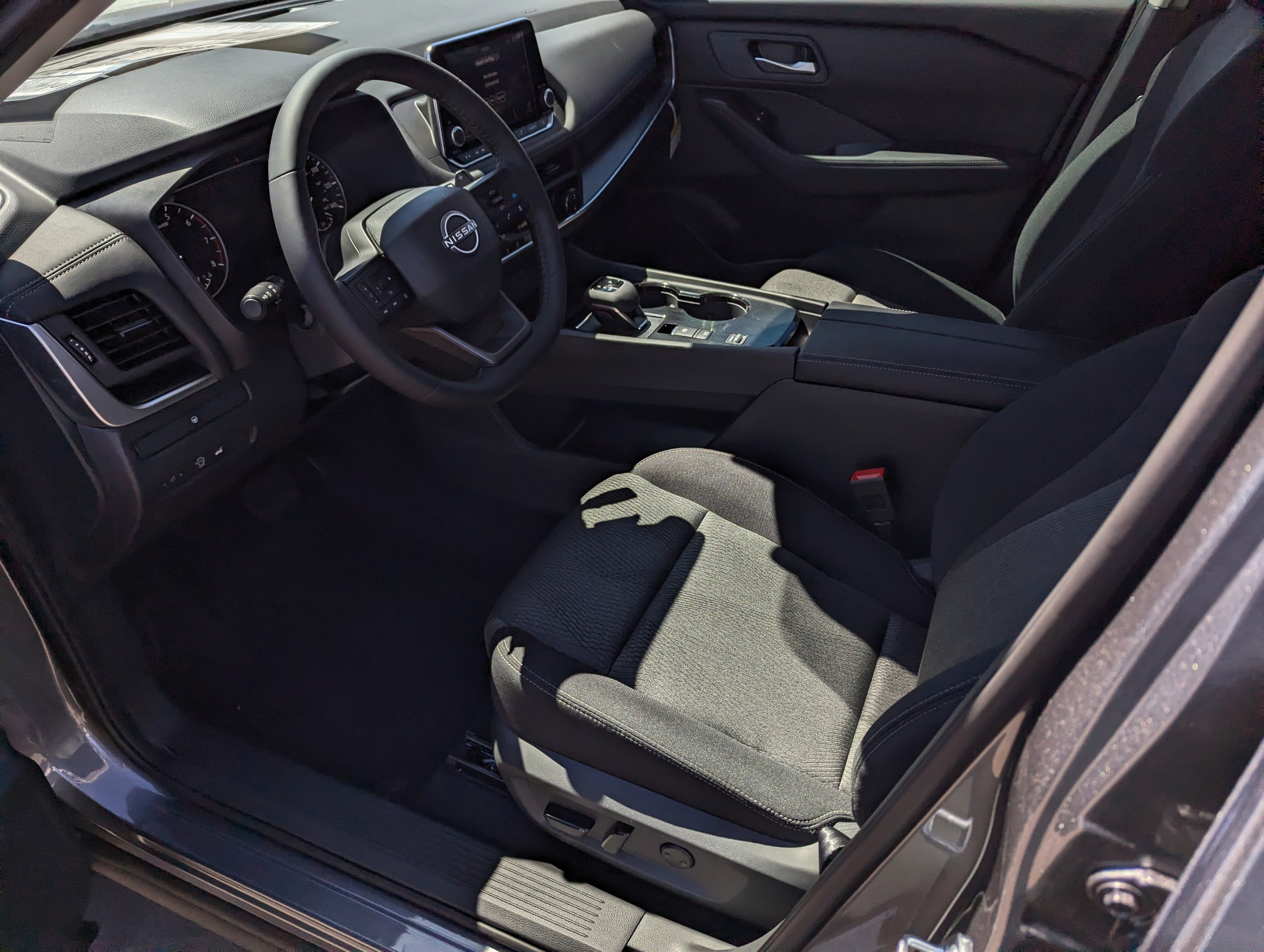 New 2026 Nissan Rogue SV image 9