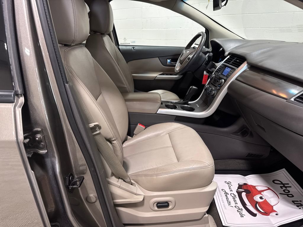 Used 2013 Ford Edge SEL image 26
